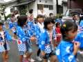 2010.7.31安居山２区納涼祭子供みこし区内練り歩き③