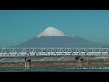 東海道新幹線n700系と富士山 tokaido shinkansen and mt.fuji