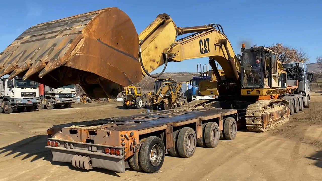 Transporting The Caterpillar 350 Excavator - Fasoulas Heavy Transports ...