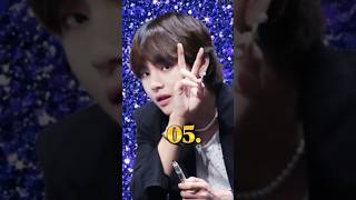 Top 10 Most Beautiful Lovely Look Bts V Kim Taehyung#bts #kpopidol #kimtaehyung