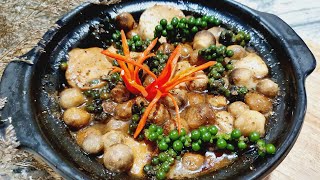 Cách làm nấm rơm kho tiêu xanh đậu hũ thơm ngon đậm đà /Nấm rơm kho tiêu