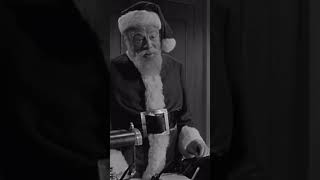 Edmund German in “Miracle on 34th Street” (1947) #christmas #christmasmovies #santa #edmundgwenn