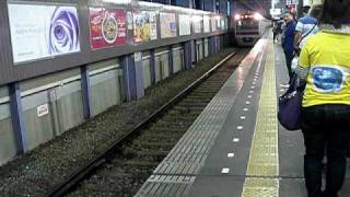 京成電鉄3000形6連電車　青砥駅到着