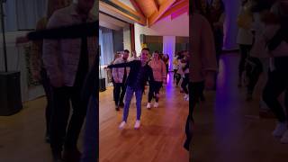EVERYBODY knows this Flashmob am I right?😄 #fantasygirl #linedance #flashmob