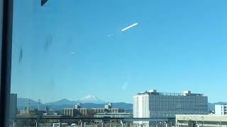 【ちょこっと見える富士山】多摩モノレール1000形1105F   立飛～高松間   側面展望