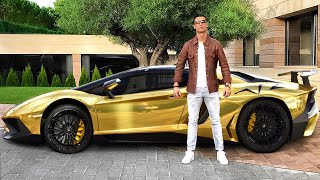 This is How Cristiano Ronaldo Lives...