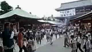 At Sensoji temple on the day of Hozuki Ichi