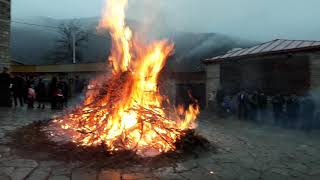 Lahıcda Novruz tonqalı