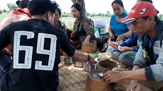 ต้มเป็ดตำหมากถั่วพักเที่ยงกินเข้าชุมกัน《》ຕົ້ມເປັດຕຳໝາກຖົ່ວພັກທ່ຽງກິນເຂົ້າຊຸມກັນ