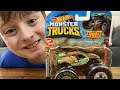 Hot Wheels Monster Trucks Smash-Squash unboxing