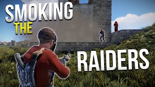 RUST - SMOKING THE RAIDERS