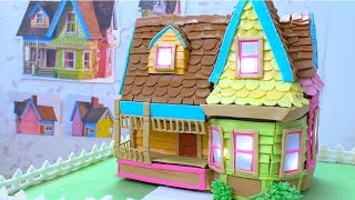 Up House Cake Tutorial - How to make a House Cake with lights