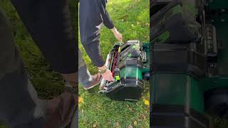 The quickest cartridge change in the land on the Allett Stirling #allettmowers #lawncare #lawn