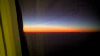 How beautiful !     From airplane window    飛行機から美しい夕焼け風景