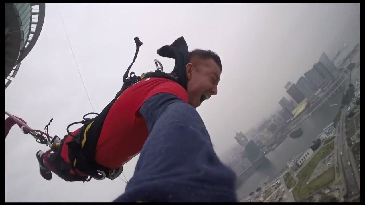 Worlds Highest Bungee Jump - YouTube