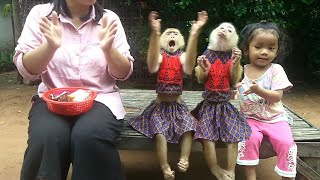 Beautiful YaYa Dancing With Theany Starting Her Song