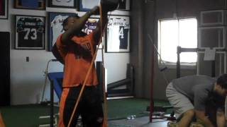 DeFrancosGym.com: Guaranteed exercise to improve Vertical Jump!