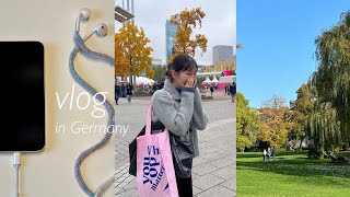 VLOG. 독일 가을은 별걸 다 하게 해 | 이어폰 뜨기 | 보늬밤, 만두 만들기 | 프랑크푸르트 도서전 (Buchmesse) | 어드벤트 캘린더 구경 | 프푸 버거 맛집