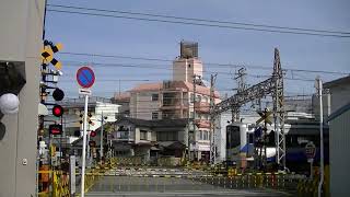 00472　南海和歌山市駅の近くの北側の踏切　ＪＲ紀勢本線の踏切から