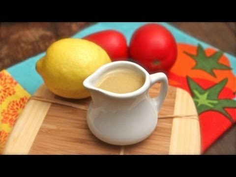 How to Make Lemon Vinaigrette - Quick and Easy Salad Dressing Recipe How to Make Lemon Vinaigrette - Quick and Easy Salad Dressing Recipe