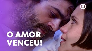 Catarina e Petruchio têm primeira noite de amor após se declararem  💕 | O Cravo e a Rosa | Tv Globo