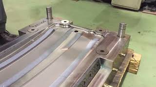 Laser hardening of a plastic injection mold