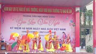 Văn nghệ lớp 3a1-trường tiểu học Kênh Giang.