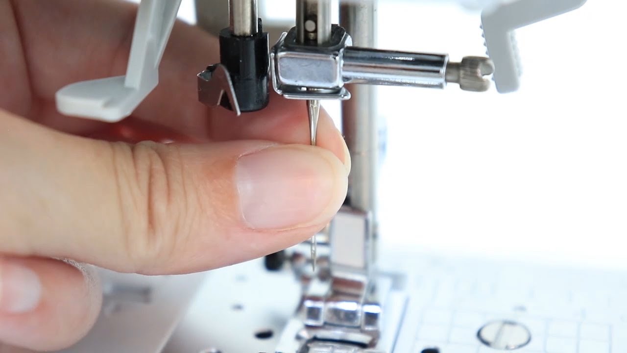 Sewing Skill Builder: HOW TO CHANGE A SEWING MACHINE NEEDLE. - YouTube