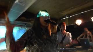 Mausi - My Friend Has A Swimming Pool (HD) - Concrete - 30.07.14