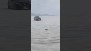 Amazing! 👯Bonneville Salt Flats, Utah 邦纳维尔盐沼，犹他州盐湖城