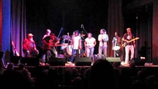 PLAYING FOR CHANGE -Billie Jean- Bearsville Theater  6/11/10