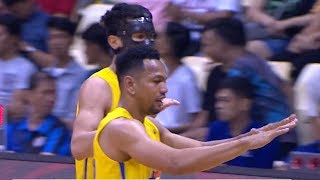 Jayson Castro putting on a passing clinic | PBA Philippine Cup 2019