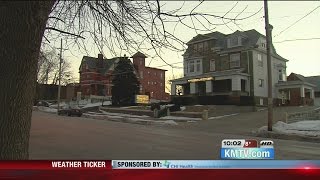 Groups try to save historic Omaha funeral home