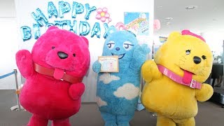 あべのべあの誕生日をアベーノアベーノとハレコが祝う　あべのハルカス