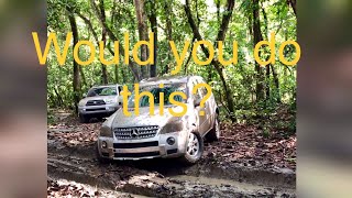 Mercedes ML 320 CDI 4Matic w164 deep in mud