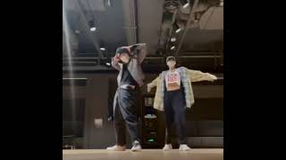 NCT/Wayv Ten And BLACKPINK Lisa Dancing 'Kick Back' Together