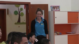 GLOBALink | Love a language that everyone can speak: Australian special education teacher