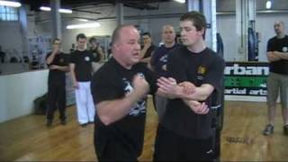 Sifu Lamar M Davis II - Jeet Kune Do - Explosive Trapping - Leicester UK Seminar 2008