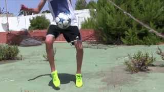 Learn 3 BASIC Freestyle Football Skills To Impress Your Friends !