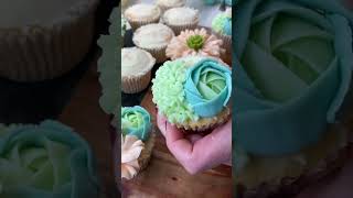 Buttercream Flowers Floral Cupcakes