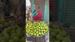 Must Try! Hardworking Woman Selling Fruit Chaat in Kolkata, India #shorts