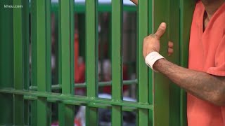 Harris County to release about 1,000 'non-violent' inmates, calling jail a 'ticking time bomb'