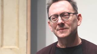 Michael Emerson on Stage vs Camera