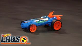 Лаборатория Хот Вилс. Изучаем Упругую Энергию | @HotWheelsRussia 3+