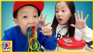콩순이 마법 밥솥으로 무지개 짜파게티를 만들어요 Color Noodle song magic toys Nursery Rhymes for children[제이제이 튜브-JJ tube]