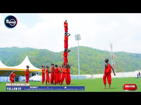 Udukoryo N Udushya Umwana Yahanutse Hejuru Ababyeyi Bapfuka Amaso