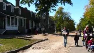 Virginia Travel: Historic Williamsburg's main street with historic taverns