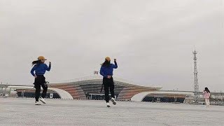 励志鬼步舞《中国心》我们握紧拳头势不可挡 献给一线抗疫者