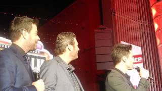 Blake Shelton Adam Levine Carson Daly clowing around for the holidays