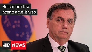 "Forças Armadas decidem se o povo viverá na democracia ou não", diz Bolsonaro